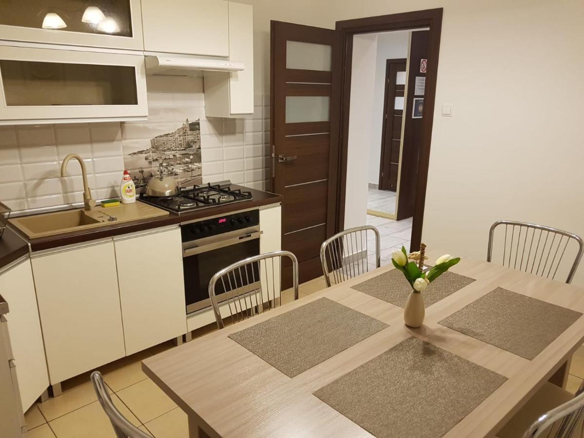 Kaja Apartamenty Legnica Exterior photo